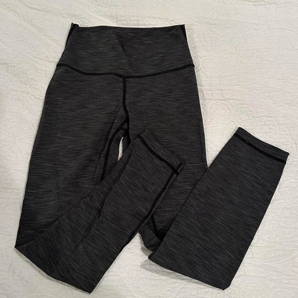 Grey lulu lemon leggings size 4
